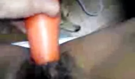 باردار انجمن شهوانى بلوند