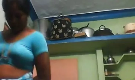 خروس سیاه داستان های سکسی با مامان همسر سفید