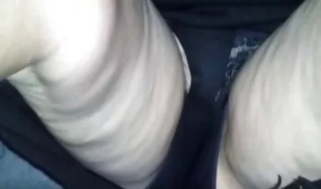 مادر رمان سکس زوری Busty و دختر او Tugging BVR نیست