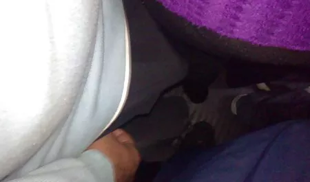 مادر بزرگ Cougar Titted بزرگ پسر خود را از دست نمی داستان سکسی دستمالی دهد