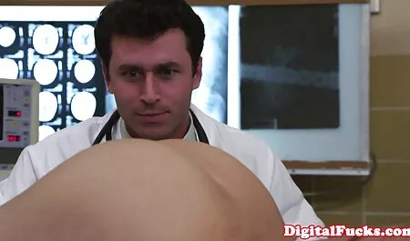 با استفاده از عیار سکس با منشی شرکت ، خراب می شود